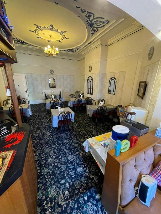Nevele Bed & Breakfast Blackpool Exterior photo